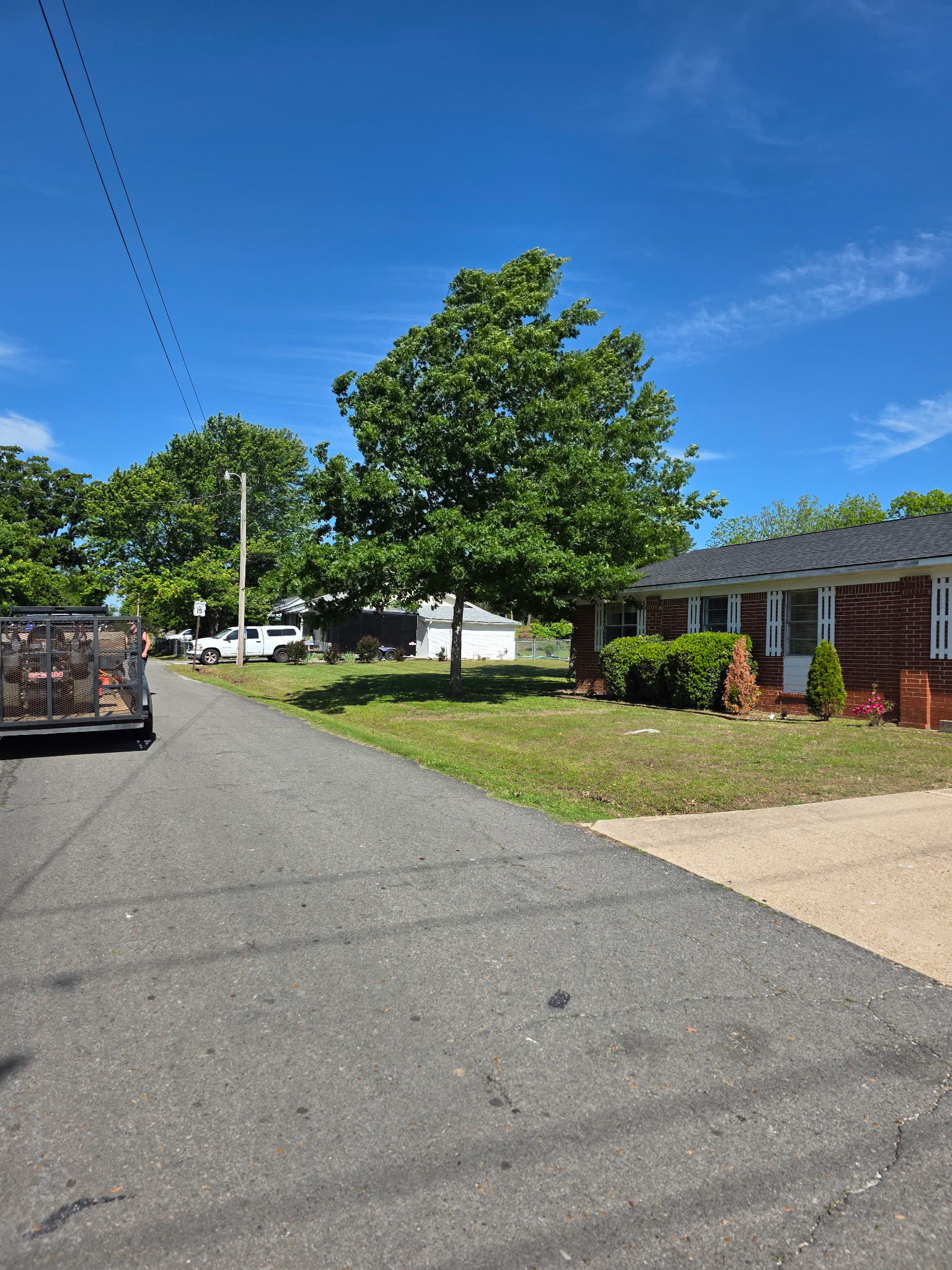 Trimmed and edged lawn by White Water Lawn Care in Mountain View, Arkansas